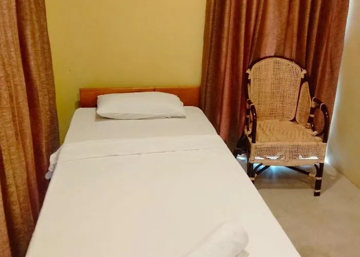 Hotel Poseidon' S Bounty Rest Negombo